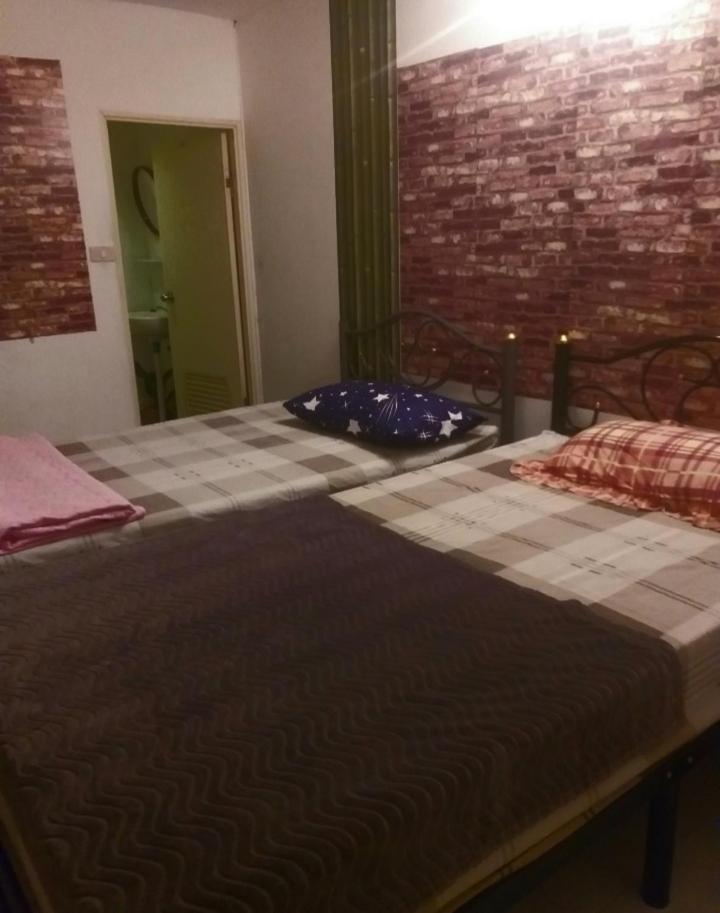 Srikrung Guesthouse Ayutthaya Ruang foto